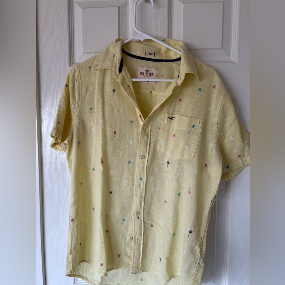 hollister yellow linen hawaiian shirt - small